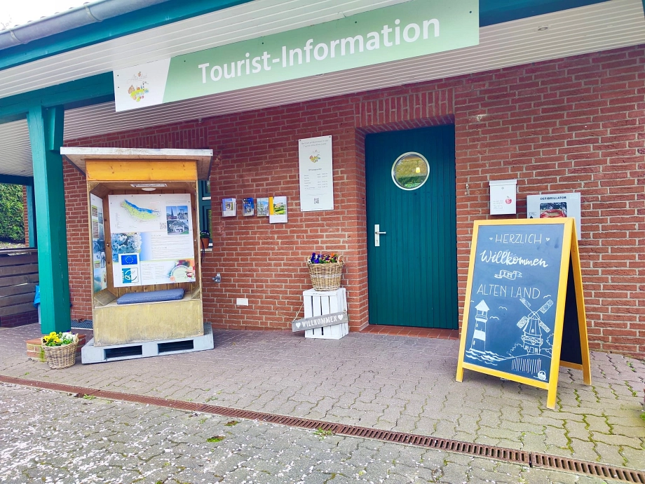 © Tourist Info Altes Land - Standort Grünendeich © Tourist Info Altes Land - Standort Grünendeich © © Tourist Info Altes Land - Standort Grünendeich