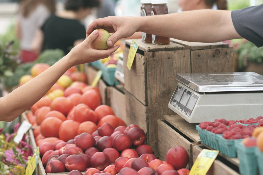 apples-business-buy-95425.jpg © Pixabay Wochenmarkt © Pixabay