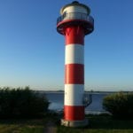 Leuchtturm an der Elbe im Alten Land